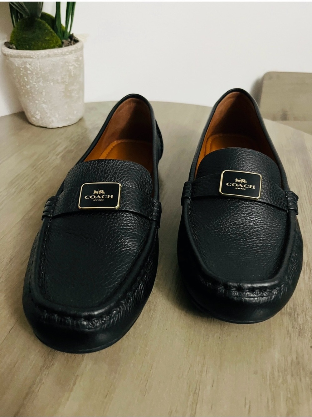 Coach Black Mona Driver Loafers with Gold-Tone Logo Plaque sz10 - Picture 4 of 5